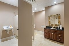 300-Oak-Street-44