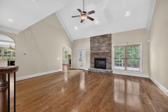 8409-Lillys-Court-15