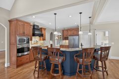 8409-Lillys-Court-26
