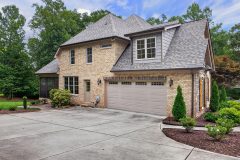 8409-Lillys-Court-3