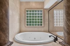 8409-Lillys-Court-36